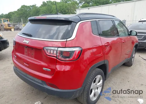 2018 Jeep Compass Latitude 4X4 from USA, damaged, VIN 3C4NJDBBXJT270575